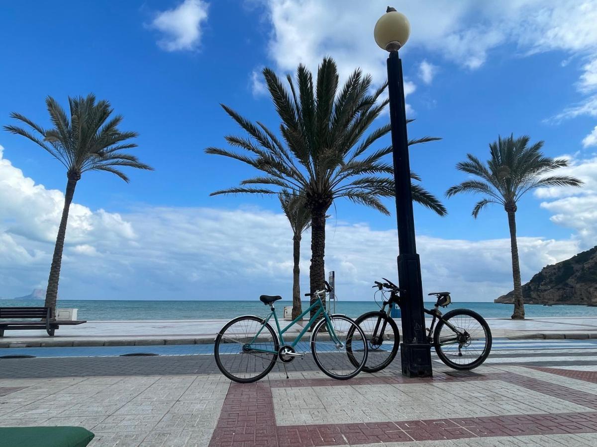 Traveler'S Beach Apartment With Sea View, Free Coffee & Parking 베니돔 외부 사진